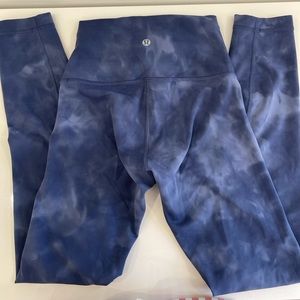 Lululemon tie dye leggings